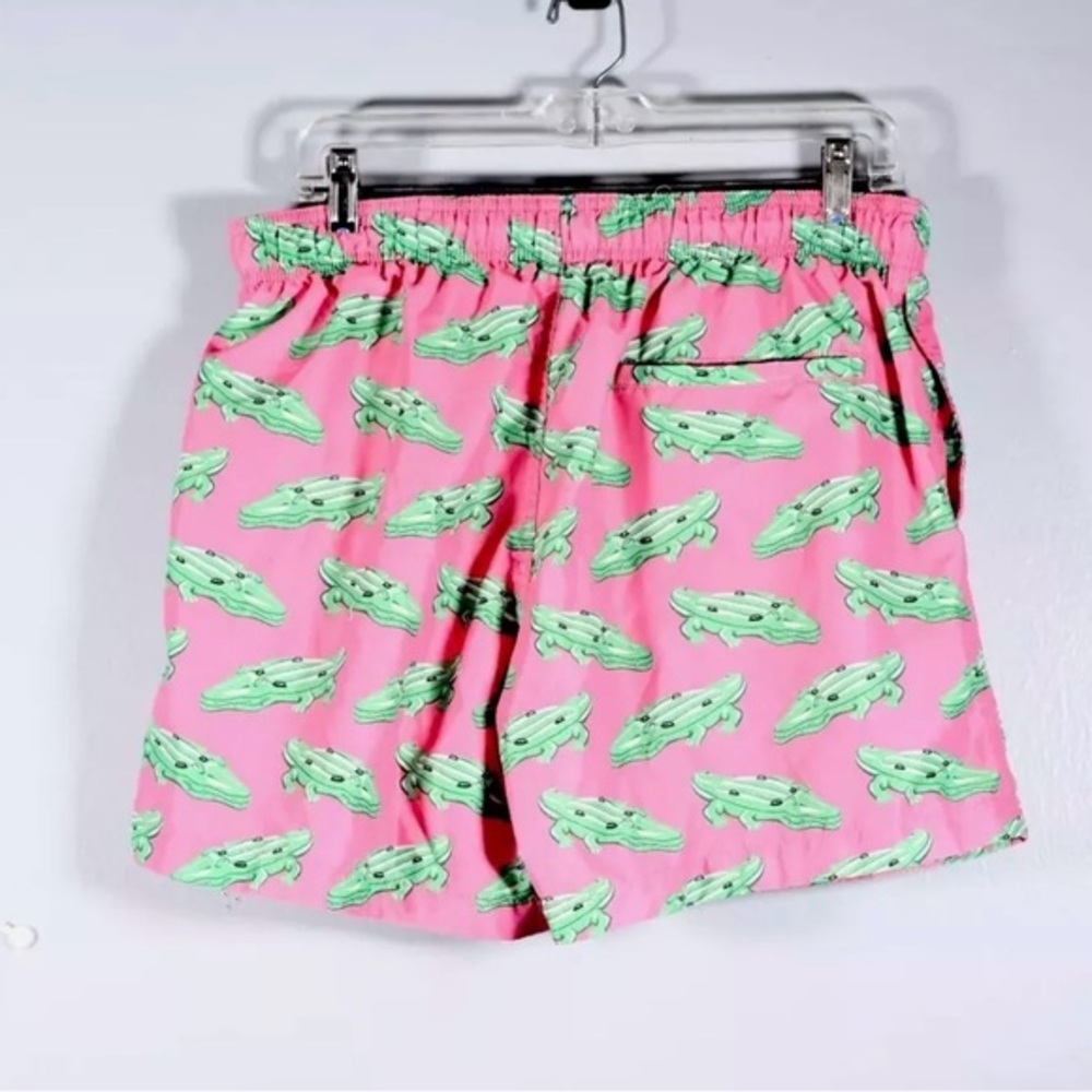 H&M Mens Pink Green Gator Print Mesh Lined Swim Trunks Shorts Size L
